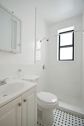 Rented by CITY SKYLINE REALTY INC