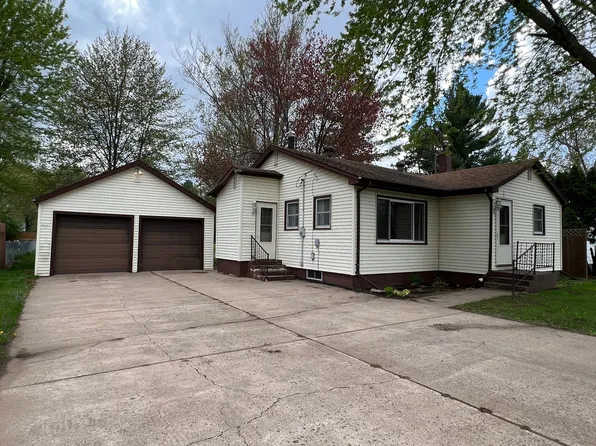 2605 Crescent Ave, Eau Claire, WI 54703