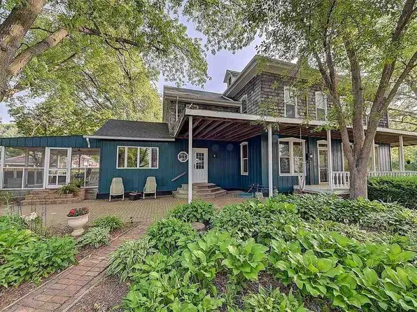801 N Calhoun St, West Liberty, IA 52776