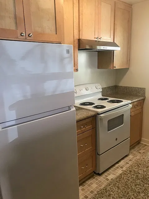 1 bed, 625 sqft, $2,200 — Photo 2