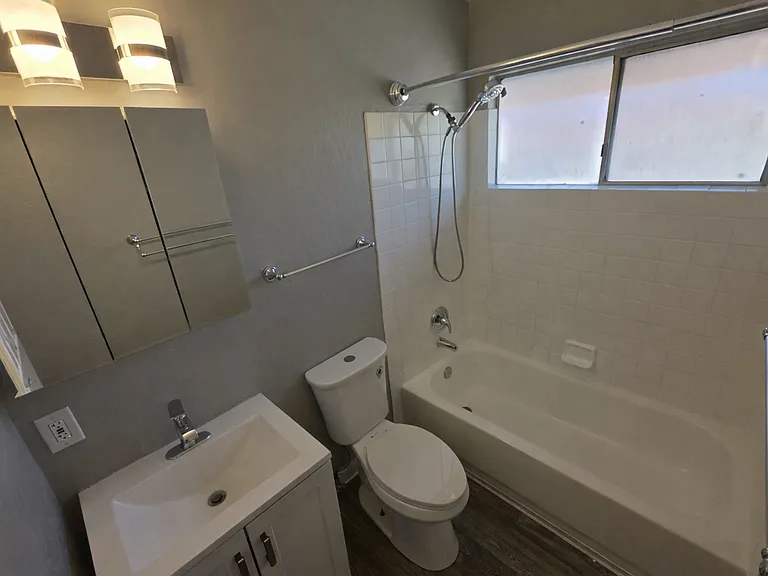 Arden Fair Apartments — Photo 30