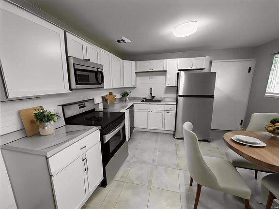 4th image of 1707 Beecher Dr