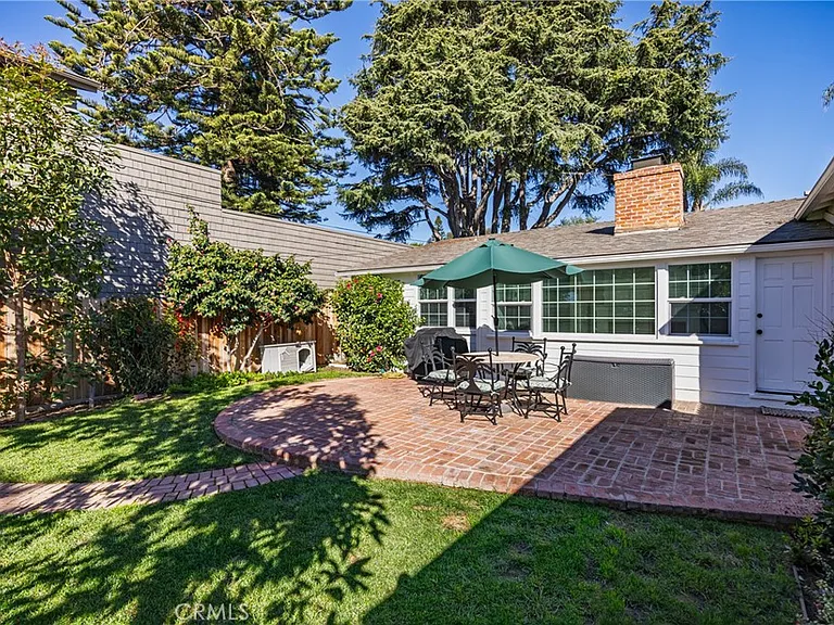 361 Cypress Dr — Photo 20