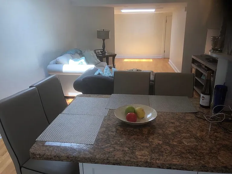 1748 N North Park Ave #3 — Photo 8