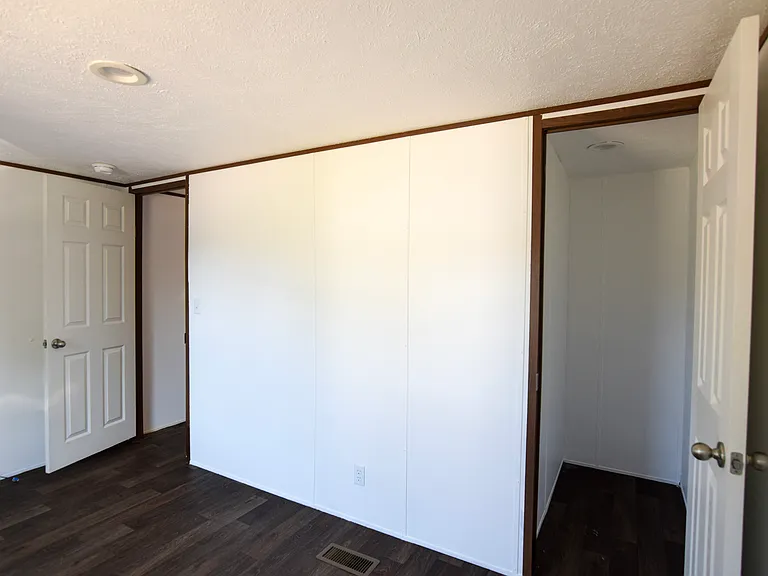 352 Johnson St #9 — Photo 15