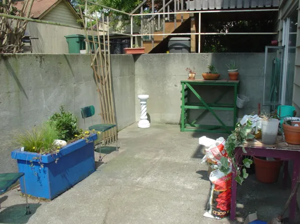 6-unit apartment in Ballard neighborhood, 6717-19 24th Ave NW #3, Seattle, WA 98117