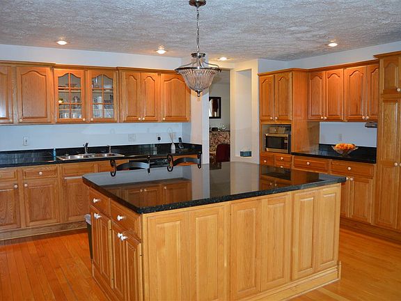 4th image of 107 Gulfwood Ct