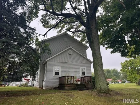 102 Martin St, Rome City, IN 46784