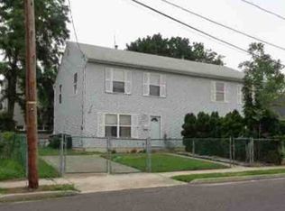 25 E 1st Ave, Runnemede, NJ 08078