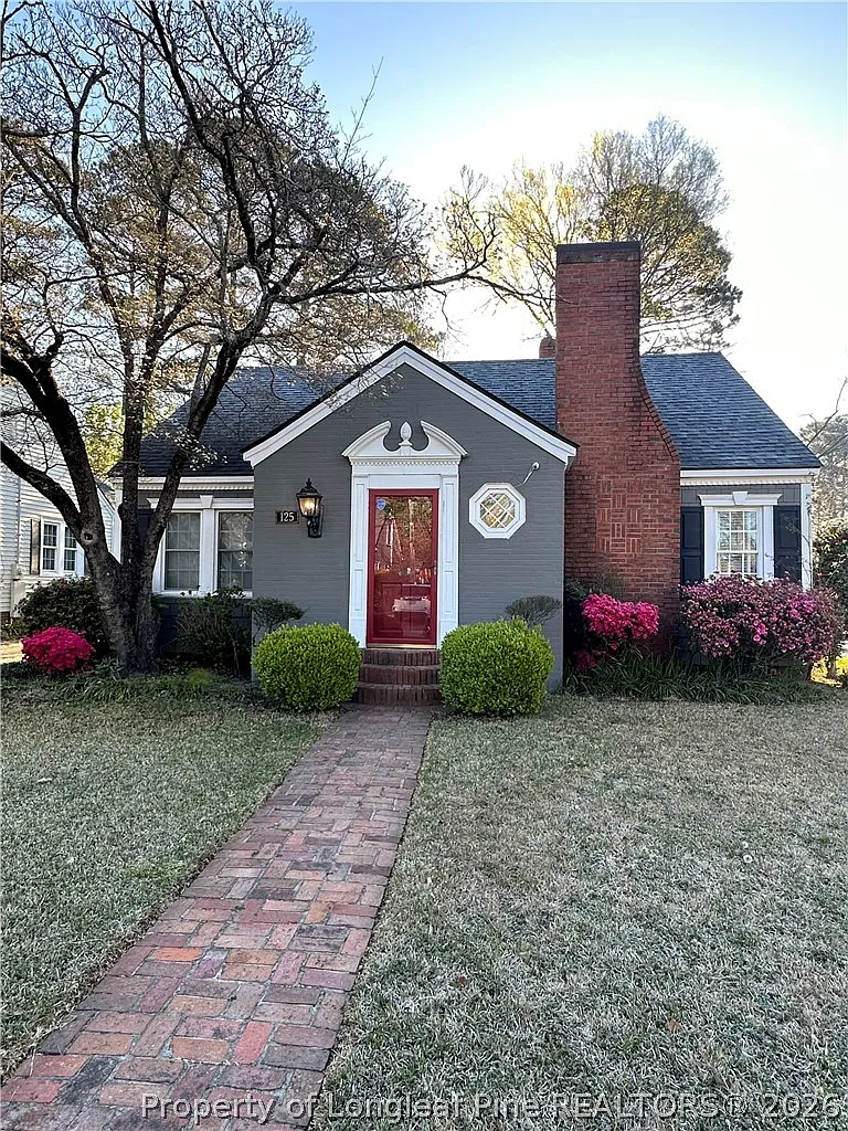2 bed, 1.0 bath, 1200 sqft, $1,500 — Photo 1