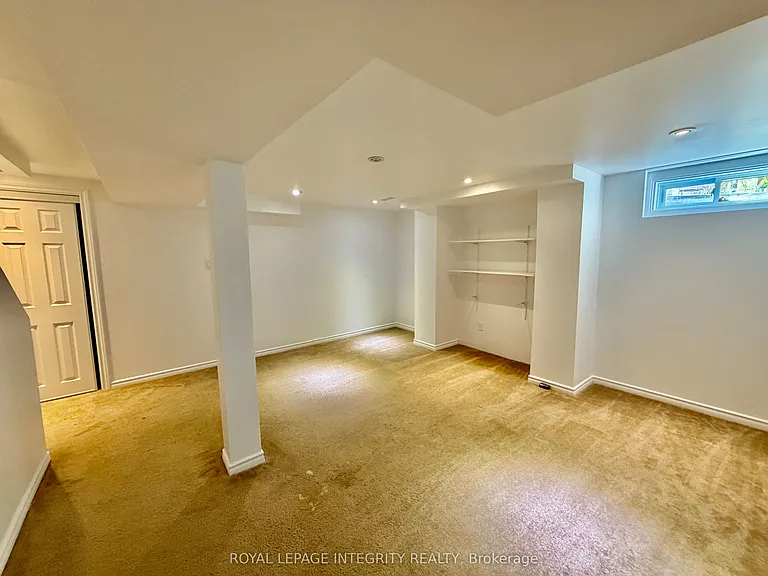 1039 Karsh Dr — Photo 30