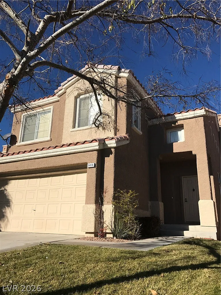 3 bed, 2.5 bath, 1967 sqft, $2,350 — Photo 2