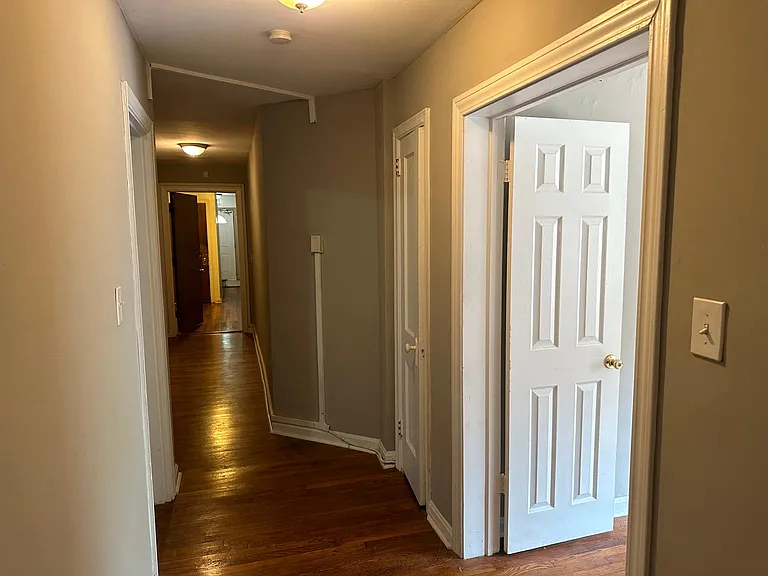 2921 Marshall Ave #3 — Photo 8