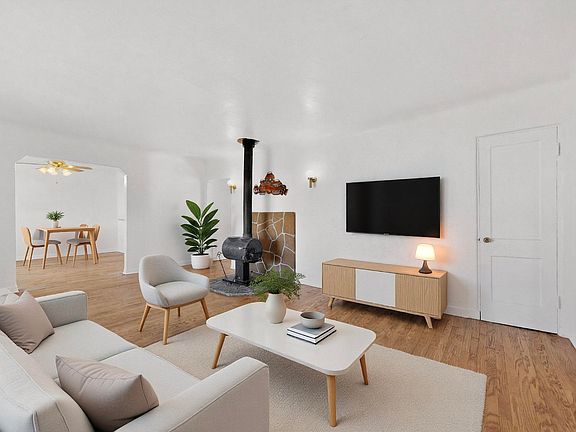 5th image of 1124 La Poblana Rd NW