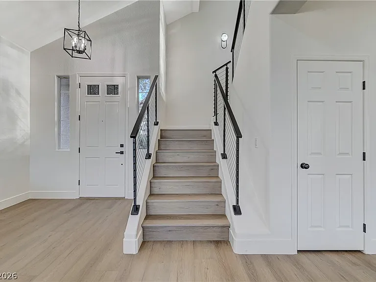 1317 Fox Acres Dr — Photo 37