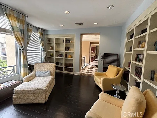2442 Watermarke Pl — Photo 13