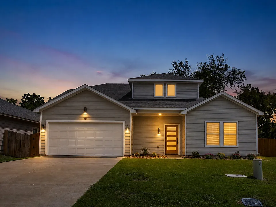 134 Canales Cir