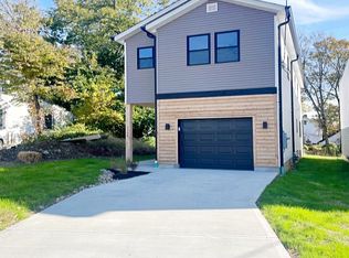 5328 Lester Rd, Cincinnati, OH 45213