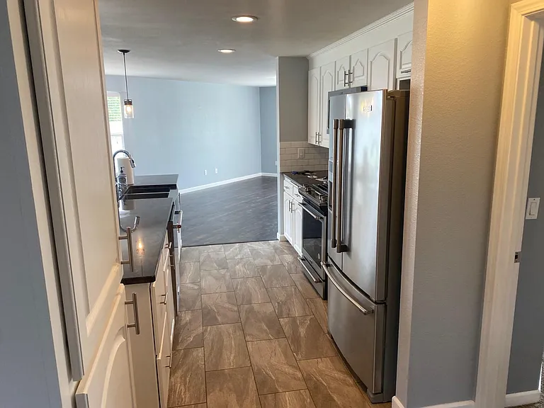 1529 S 32nd Ave — Photo 6