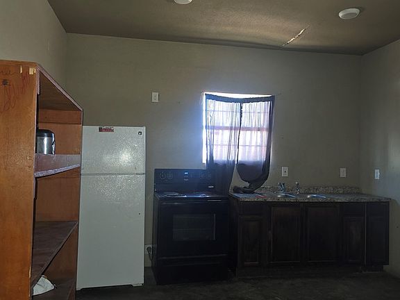 5th image of 2300 W 16th St