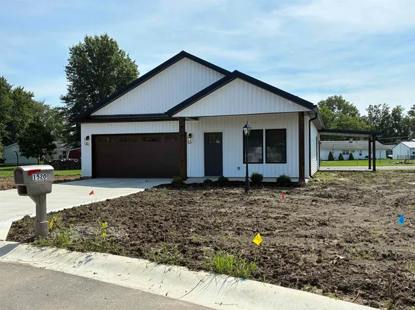 1520 W Serenity Trl, Bluffton, IN 46714