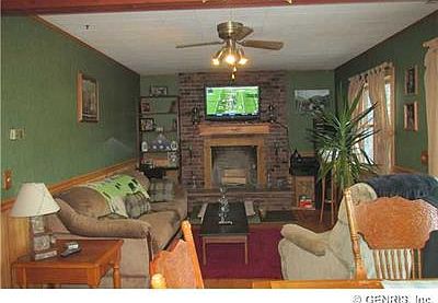 4th image of 8073 Farview Dr