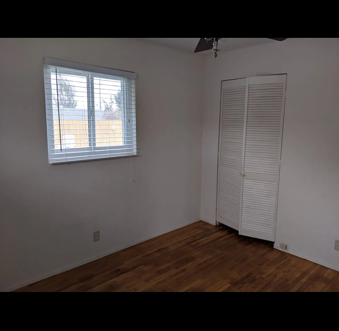 3 bed, 1054 sqft, $3,300 — Photo 3