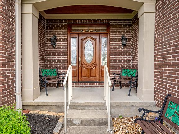 3rd image of 4278 Saint Cloud Way
