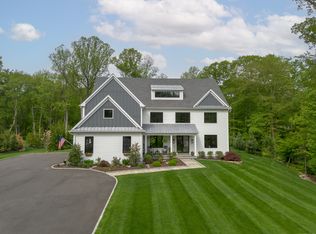 284 Ingleside Dr, Stamford, CT 06903