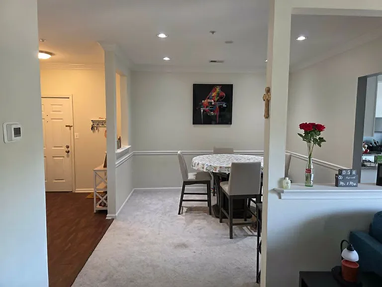 43300 Marymount Ter #300 — Photo 5