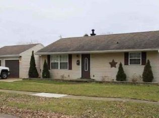 5302 Pickford Dr, Dayton, OH 45432