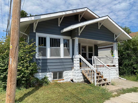 2nd image of 1032 Lake St #1