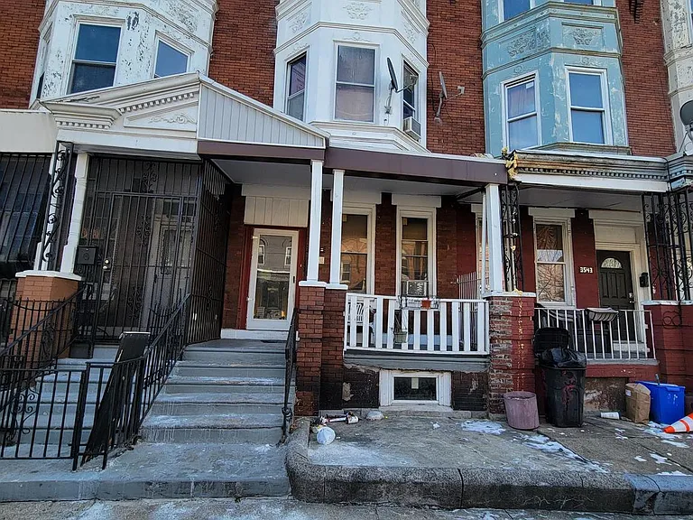 3545 N 11th St #3 — Photo 1