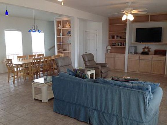 5th image of 4416 Bluewater Dr