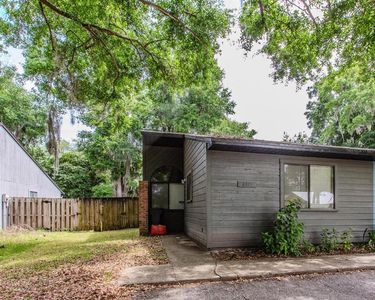 3811 SW 28TH TERRACE, Gainesville, FL, 32608
