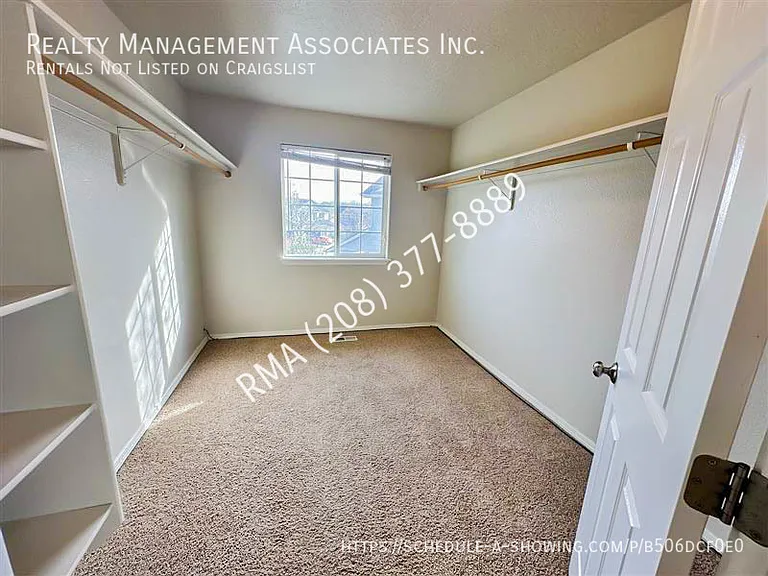 3027 N Betula Ave — Photo 12