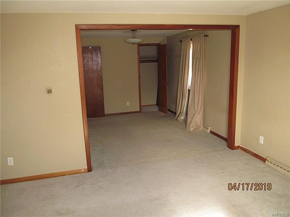 3rd image of 134 Lackawanna Ave