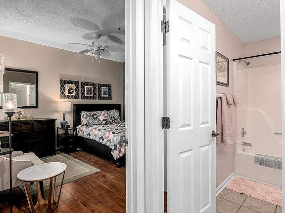 4th image of 1550 Spinnaker Dr. #3124