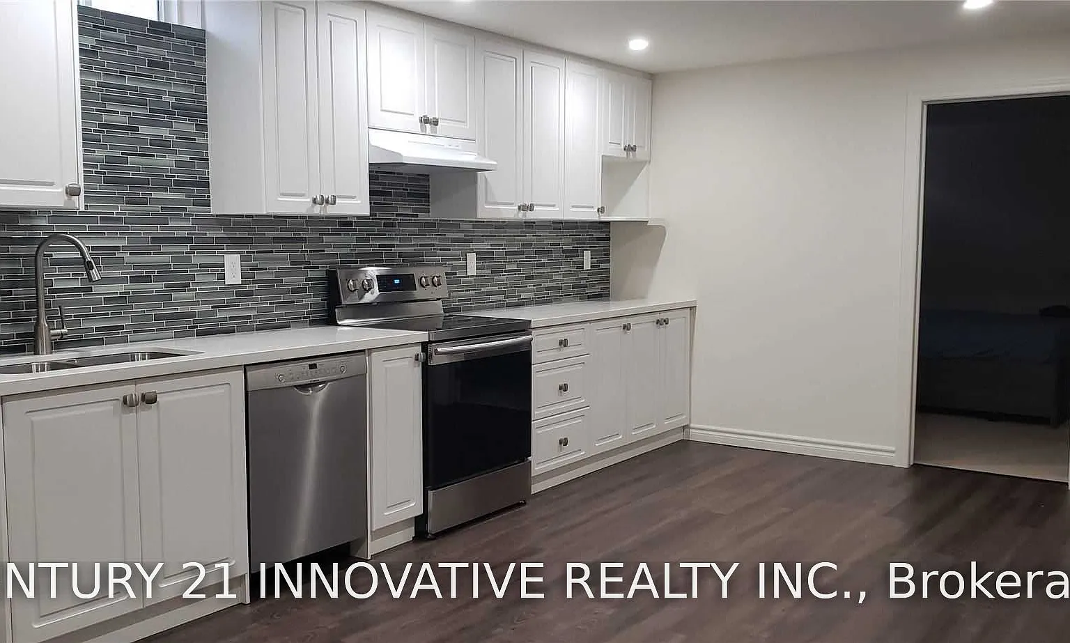 2 bed, $1,800 — Photo 2