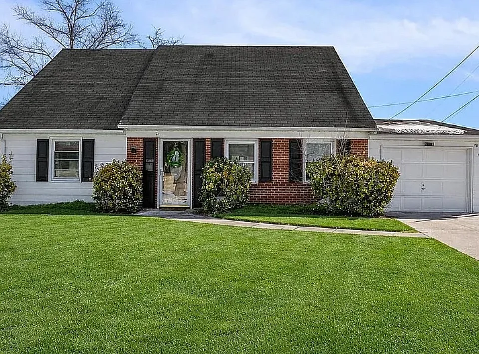 5 Hamilton Ln