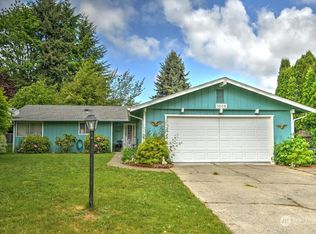 3608 Surrey Dr NE, Olympia, WA