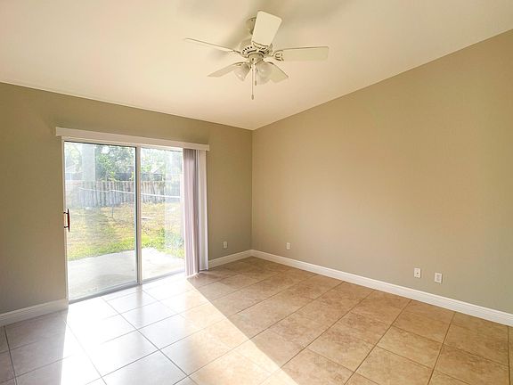 4th image of 311 NE 24th Ave #311