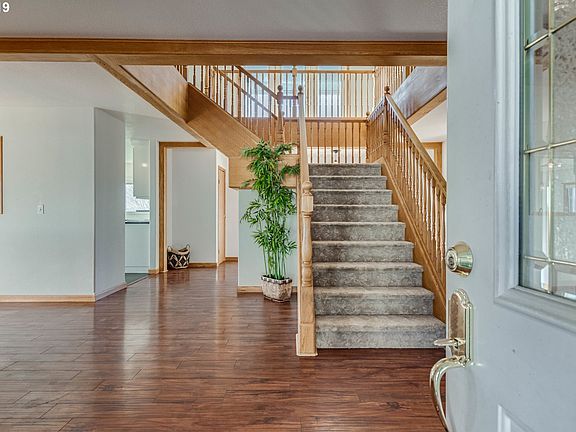 4th image of 33119 NE 24th Ave