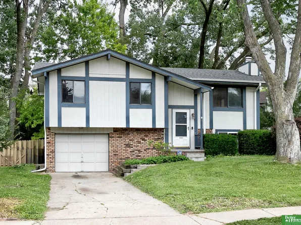 6729 S 135th Ave, Omaha, NE 68137