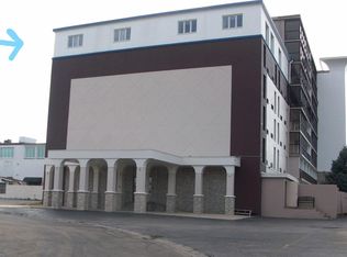 1133 N 7th St APT 600, Rochelle, IL 61068