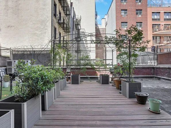 200 Bowery APT 2E, New York, NY 10012