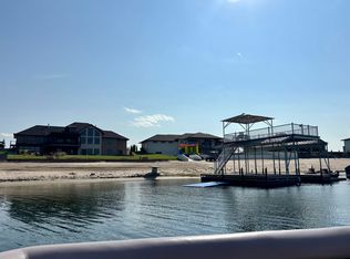 1703 Miles Dr, Norfolk, NE 68701