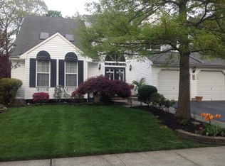 7 Brushy Neck Ct, Brick, NJ 08724