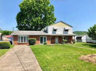 2310 Grant Ave, Saint Albans, WV 25177