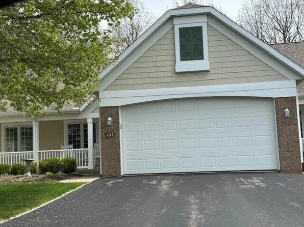 437 Timberlake Dr E, Holland, MI 49424